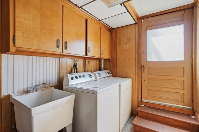 2400 South Main St, Fall River, MA 02724