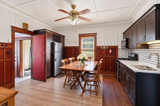 2400 South Main St, Fall River, MA 02724