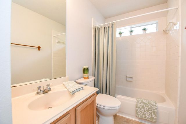 12918 Mills Bend Street, Houston, TX 77070