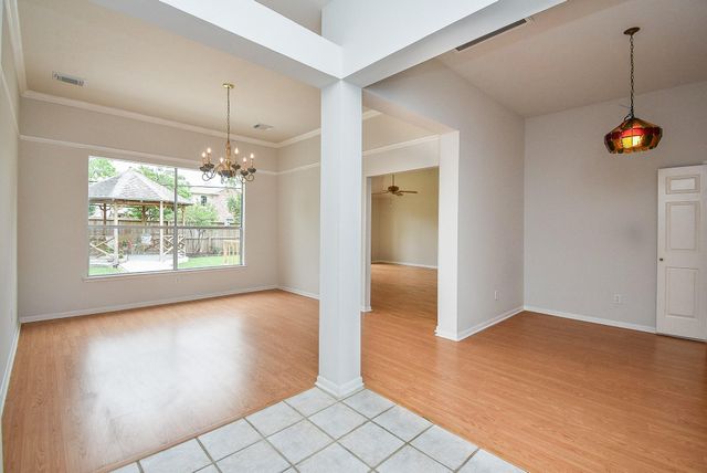 12918 Mills Bend Street, Houston, TX 77070