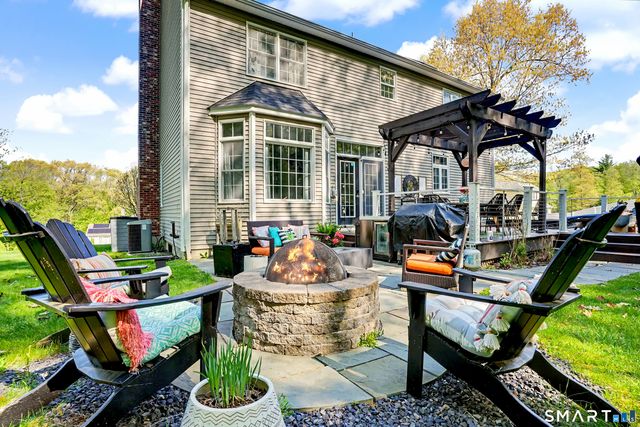 11 Haley Ridge Road, Beacon Falls, CT 06403