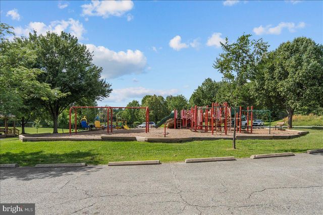 8413 RAPLEY RIDGE LN, Potomac, MD 20854