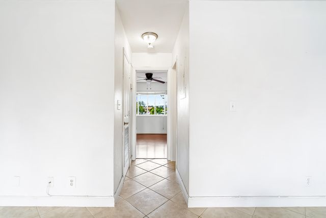 2895 NE 32ND Street 207, Fort Lauderdale, FL 33306