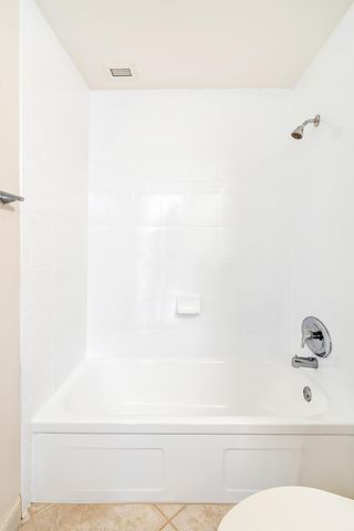 2895 NE 32ND Street 207, Fort Lauderdale, FL 33306