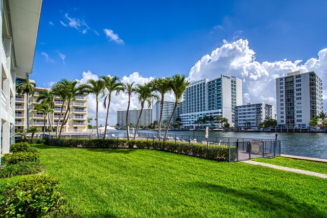 2895 NE 32ND Street 207, Fort Lauderdale, FL 33306