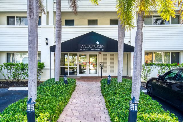 2895 NE 32ND Street 207, Fort Lauderdale, FL 33306