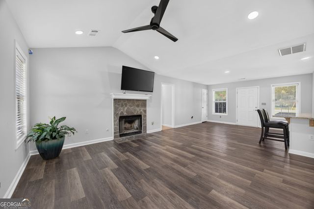 2078 Highway 81 W, Mcdonough, GA 30253