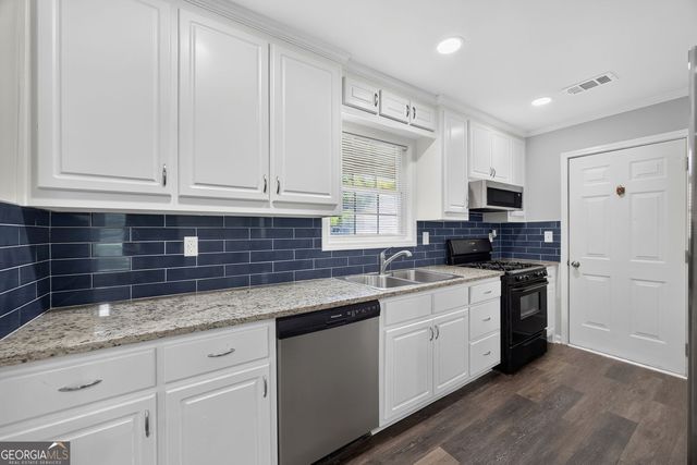 2078 Highway 81 W, Mcdonough, GA 30253