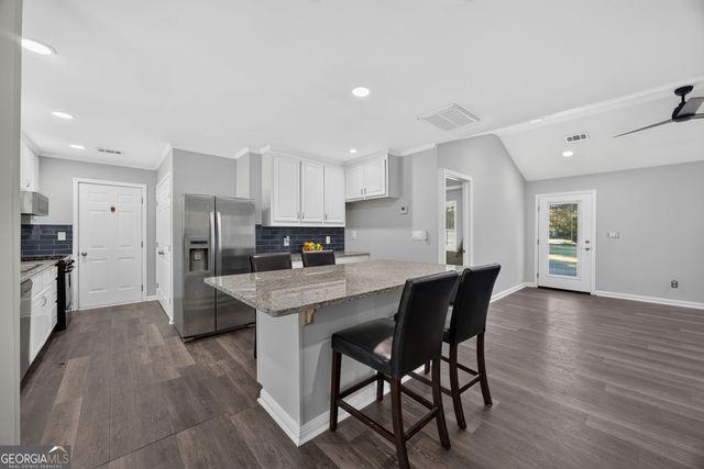 2078 Highway 81 W, Mcdonough, GA 30253