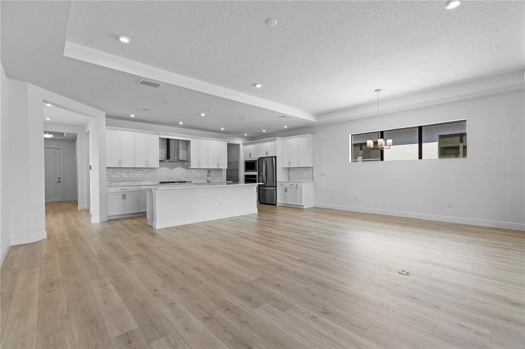 Image 7 of property listing at 5028 LOWLAND TERRACE, Parrish, FL 34219