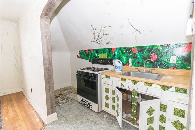 151 Margaret St., Mt Oliver, PA 15210