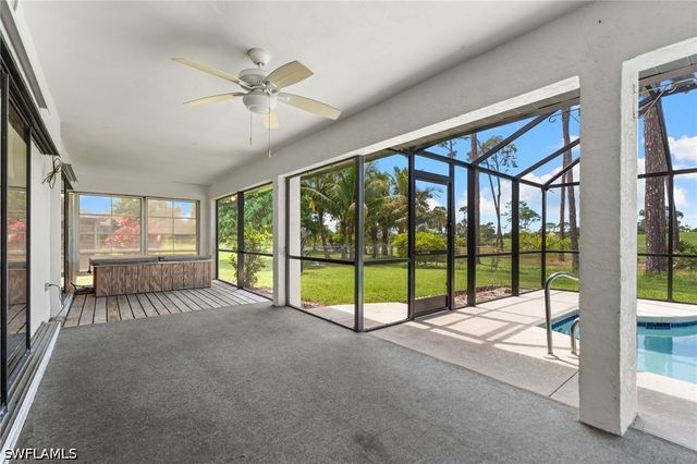 1904 SW 8th CT, Cape Coral, FL 33991
