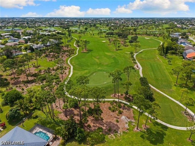 1904 SW 8th CT, Cape Coral, FL 33991