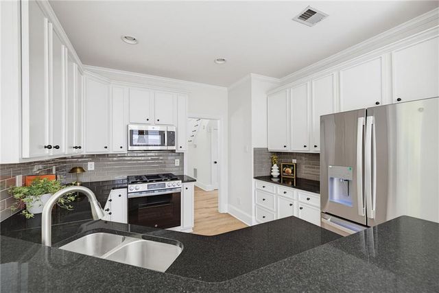 1656 Frazier Road, Decatur, GA 30033