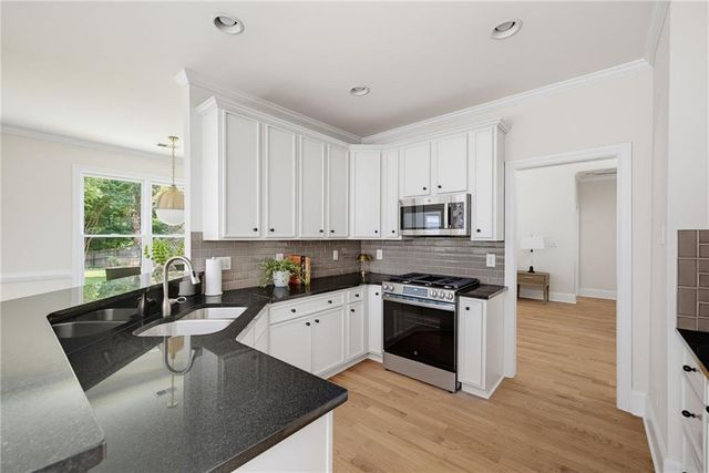 1656 Frazier Road, Decatur, GA 30033