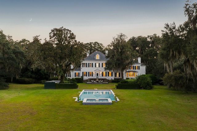 1305 River Road, Yemassee, SC 29945