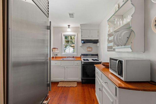 1305 River Road, Yemassee, SC 29945