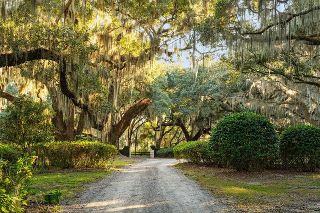 1305 River Road, Yemassee, SC 29945