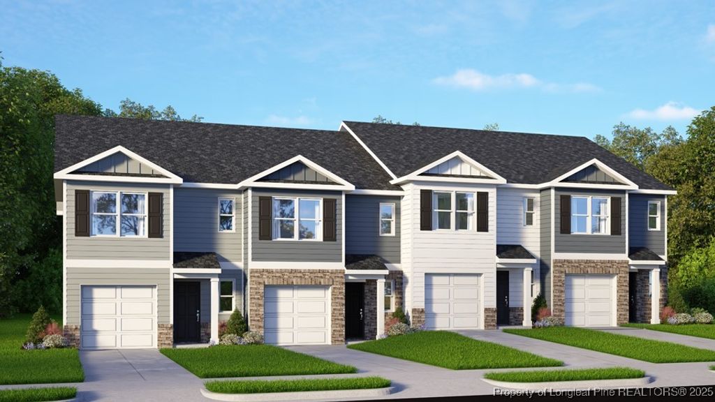 201 Maddox Drive, Aberdeen, NC 28315