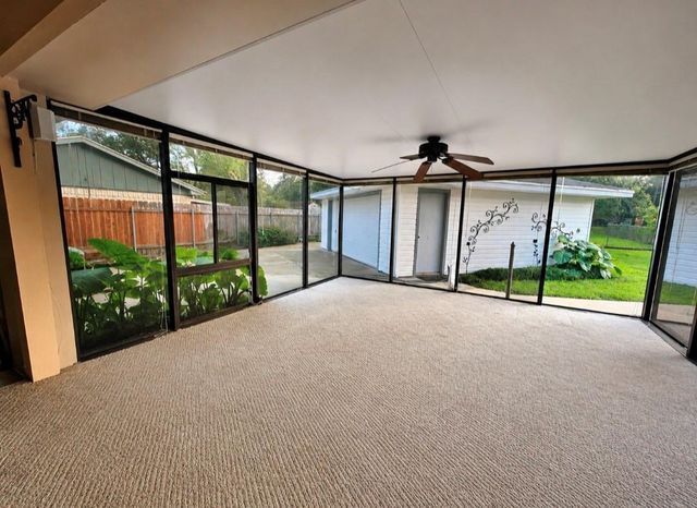 1710 Longhorn Avenue, Bay City, TX 77414
