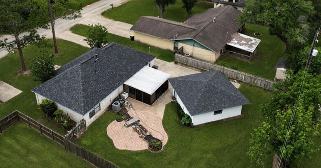 1710 Longhorn Avenue, Bay City, TX 77414