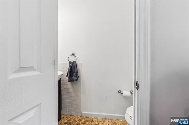 199 Larch Avenue, Teaneck, NJ 07666