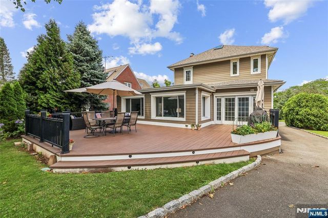 199 Larch Avenue, Teaneck, NJ 07666