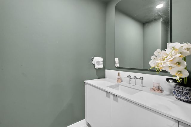 700 River ST 2108, Austin, TX 78701