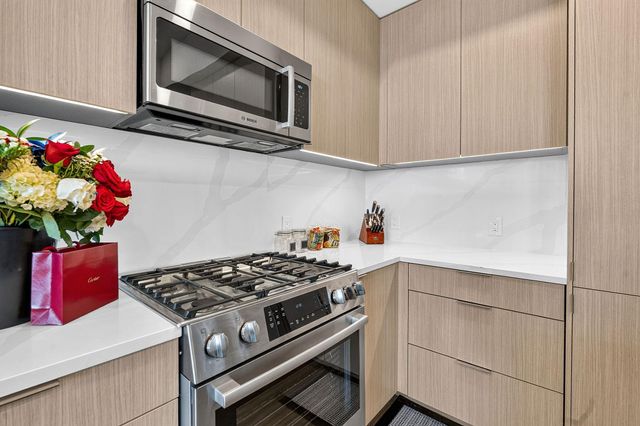 700 River ST 2108, Austin, TX 78701
