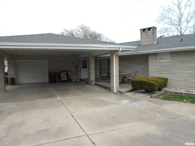 4 Hiel Drive, Bushnell, IL 61422