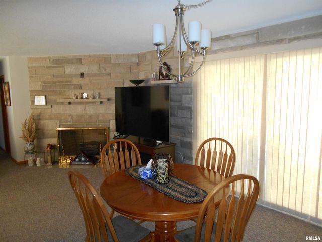 4 Hiel Drive, Bushnell, IL 61422