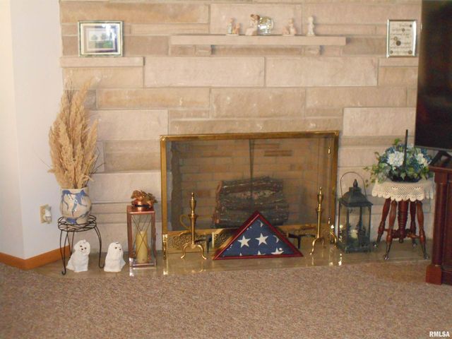 4 Hiel Drive, Bushnell, IL 61422