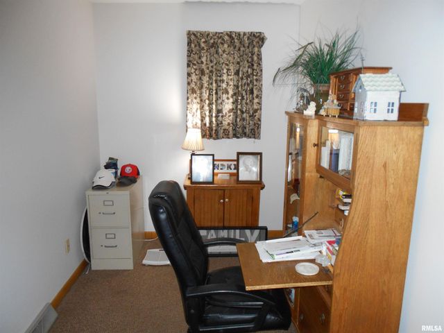 4 Hiel Drive, Bushnell, IL 61422