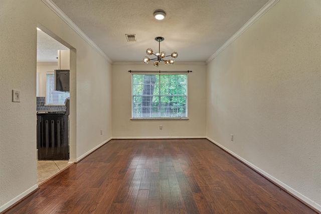 10 Lazy Morning Place, The Woodlands, TX 77381