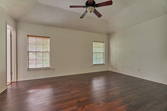 10 Lazy Morning Place, The Woodlands, TX 77381