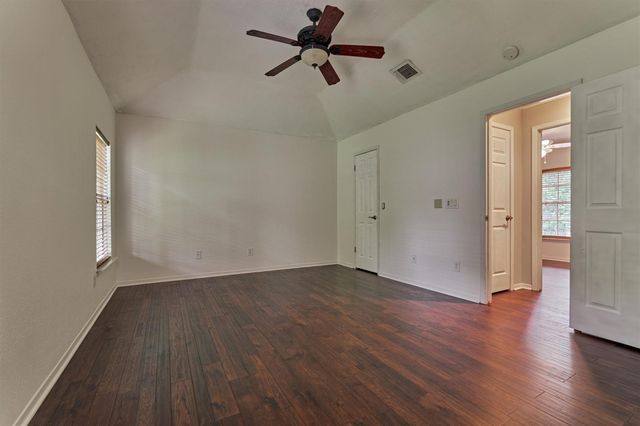 10 Lazy Morning Place, The Woodlands, TX 77381