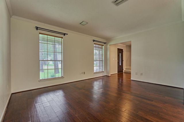 10 Lazy Morning Place, The Woodlands, TX 77381