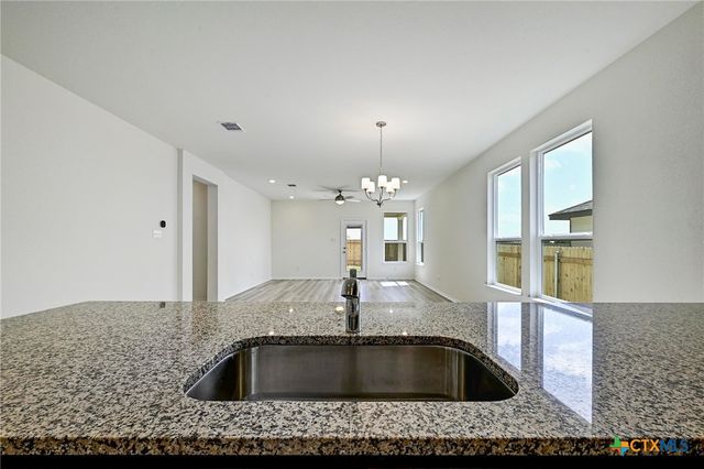706 Ryan Street, Belton, TX 76513