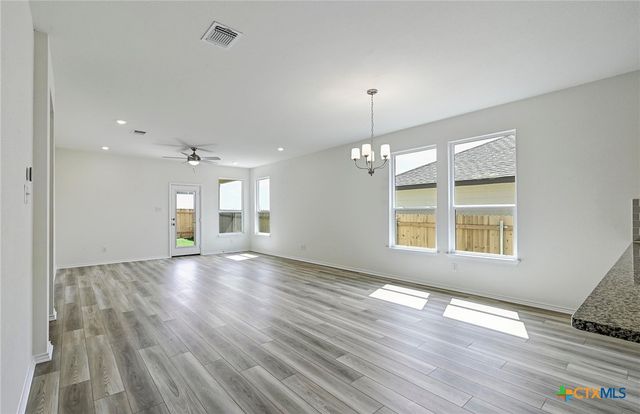 706 Ryan Street, Belton, TX 76513