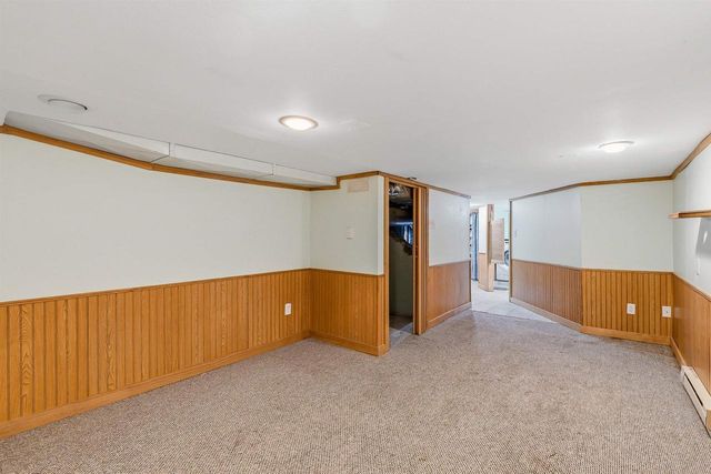 940 W 6TH AVENUE, Oshkosh, WI 54902