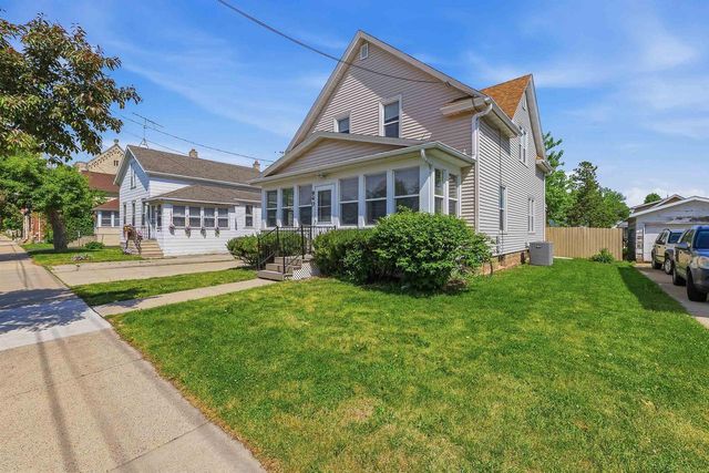 940 W 6TH AVENUE, Oshkosh, WI 54902