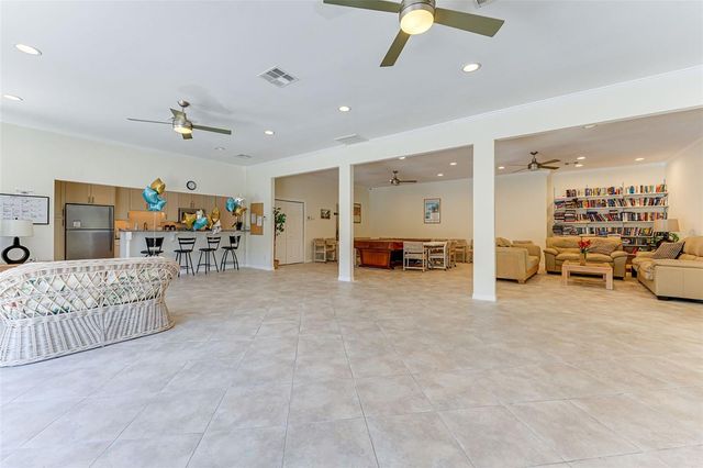 576 SUTTON PLACE, Longboat Key, FL 34228