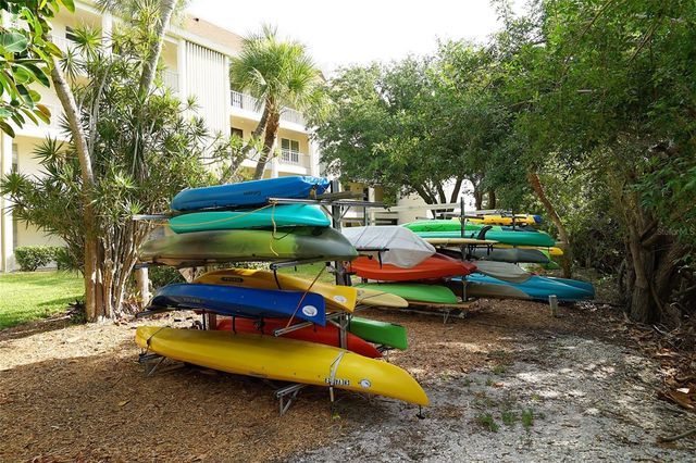 576 SUTTON PLACE, Longboat Key, FL 34228