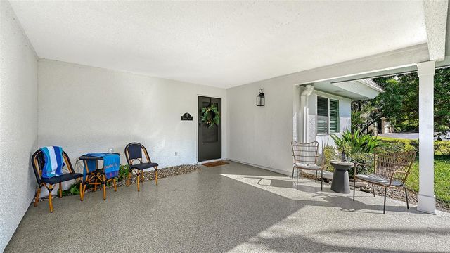 576 SUTTON PLACE, Longboat Key, FL 34228