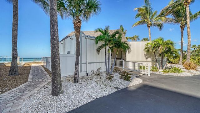 576 SUTTON PLACE, Longboat Key, FL 34228