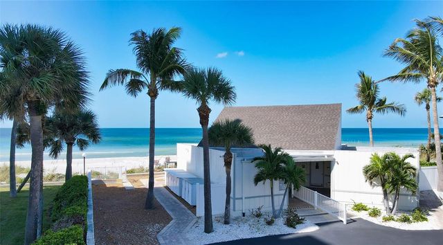 576 SUTTON PLACE, Longboat Key, FL 34228