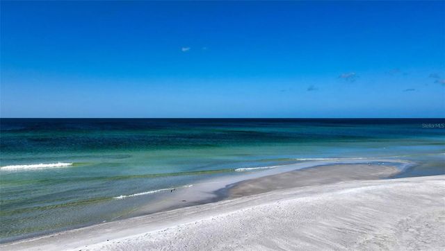 576 SUTTON PLACE, Longboat Key, FL 34228