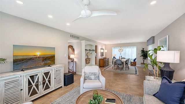 576 SUTTON PLACE, Longboat Key, FL 34228