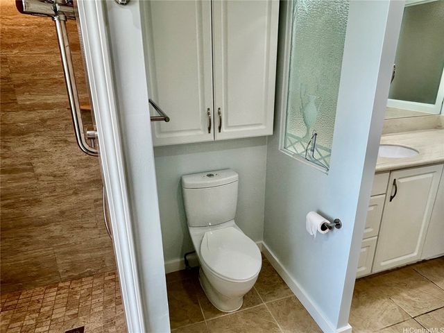 2895 Kalakaua Avenue 1401, Honolulu, HI 96815