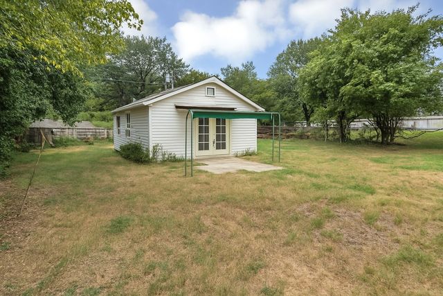 704 Vine Street, Euless, TX 76040